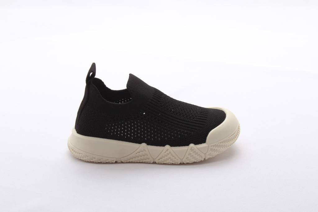 Кроссовки